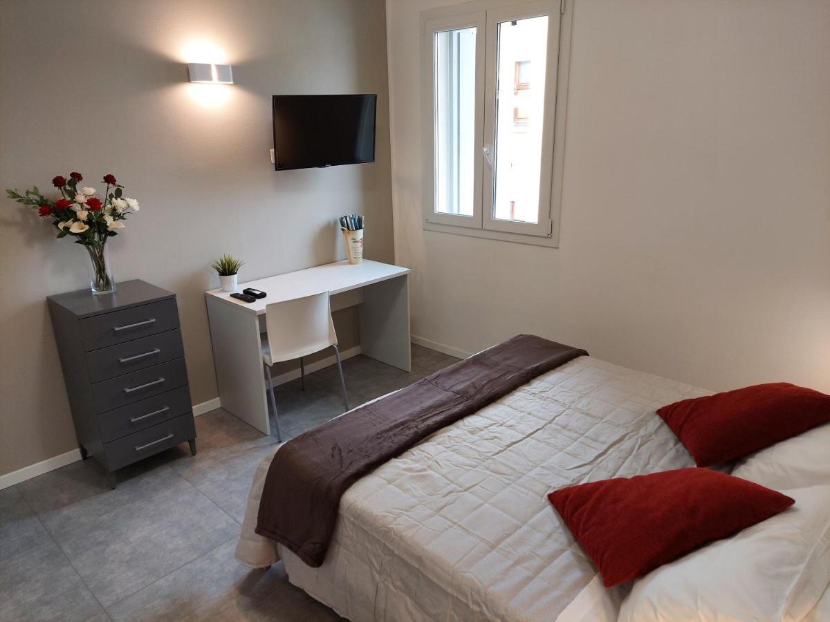 Residenza Delizia Camere & Appartamenti "Residenze Del Cuore" Verona Eksteriør billede