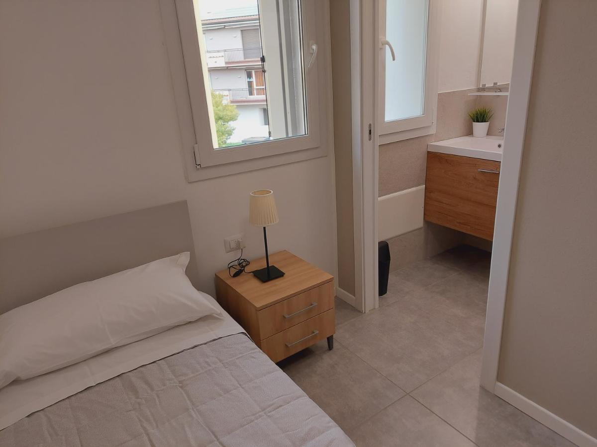 Residenza Delizia Camere & Appartamenti "Residenze Del Cuore" Verona Eksteriør billede