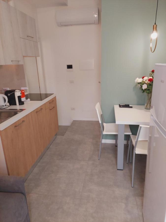Residenza Delizia Camere & Appartamenti "Residenze Del Cuore" Verona Eksteriør billede