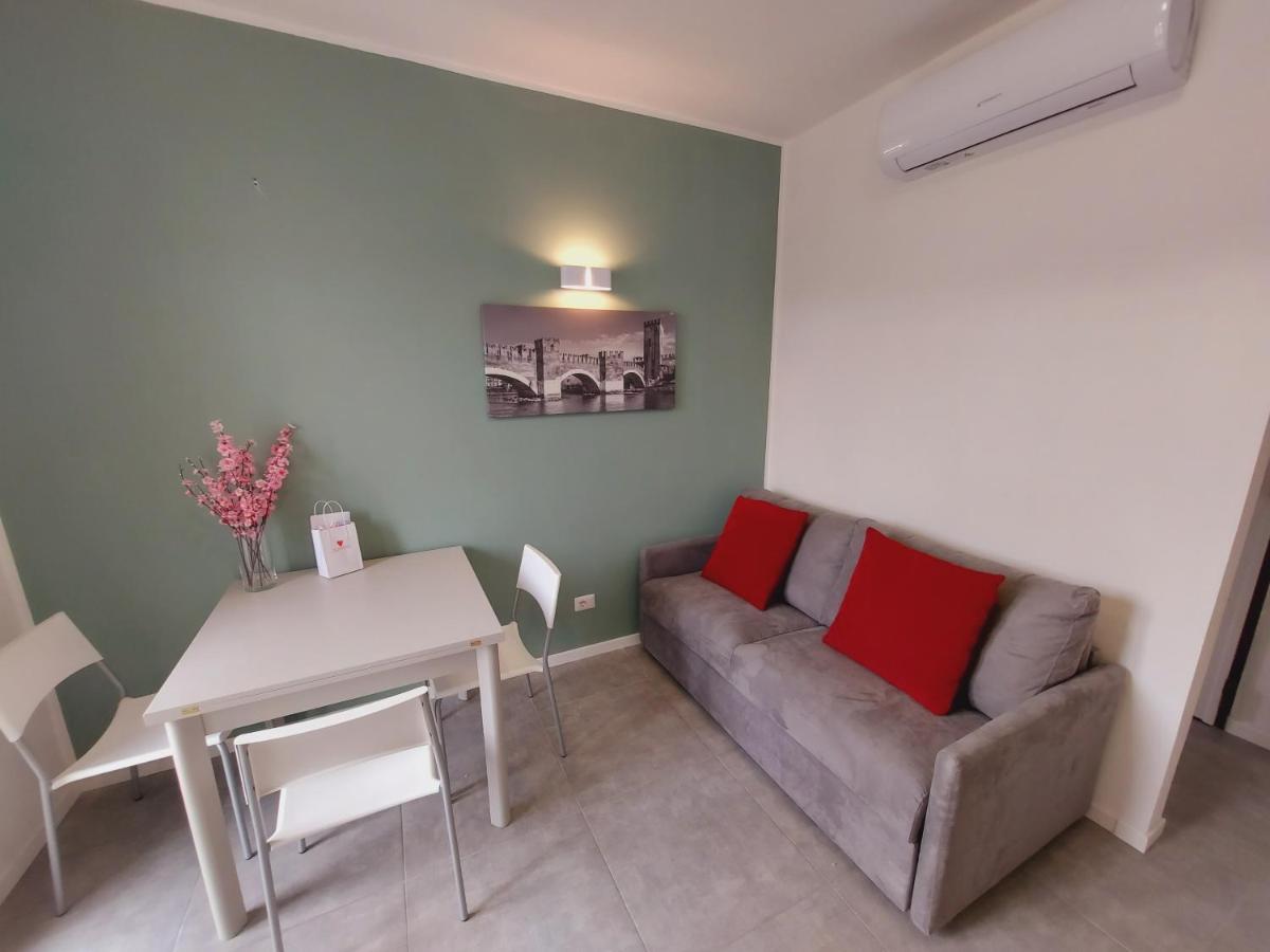 Residenza Delizia Camere & Appartamenti "Residenze Del Cuore" Verona Eksteriør billede