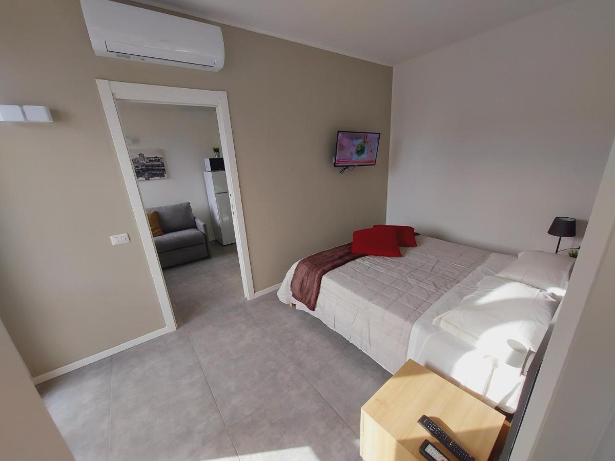 Residenza Delizia Camere & Appartamenti "Residenze Del Cuore" Verona Eksteriør billede