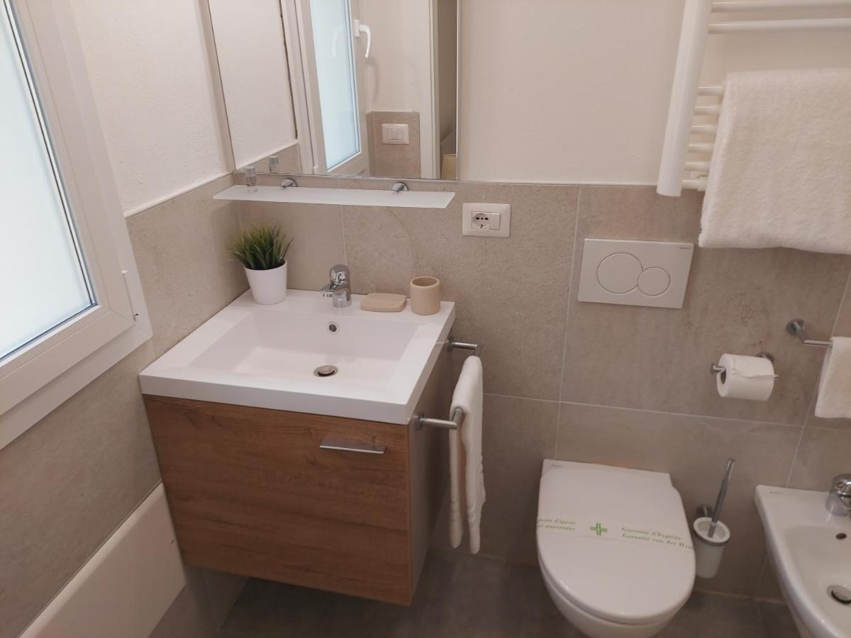 Residenza Delizia Camere & Appartamenti "Residenze Del Cuore" Verona Eksteriør billede