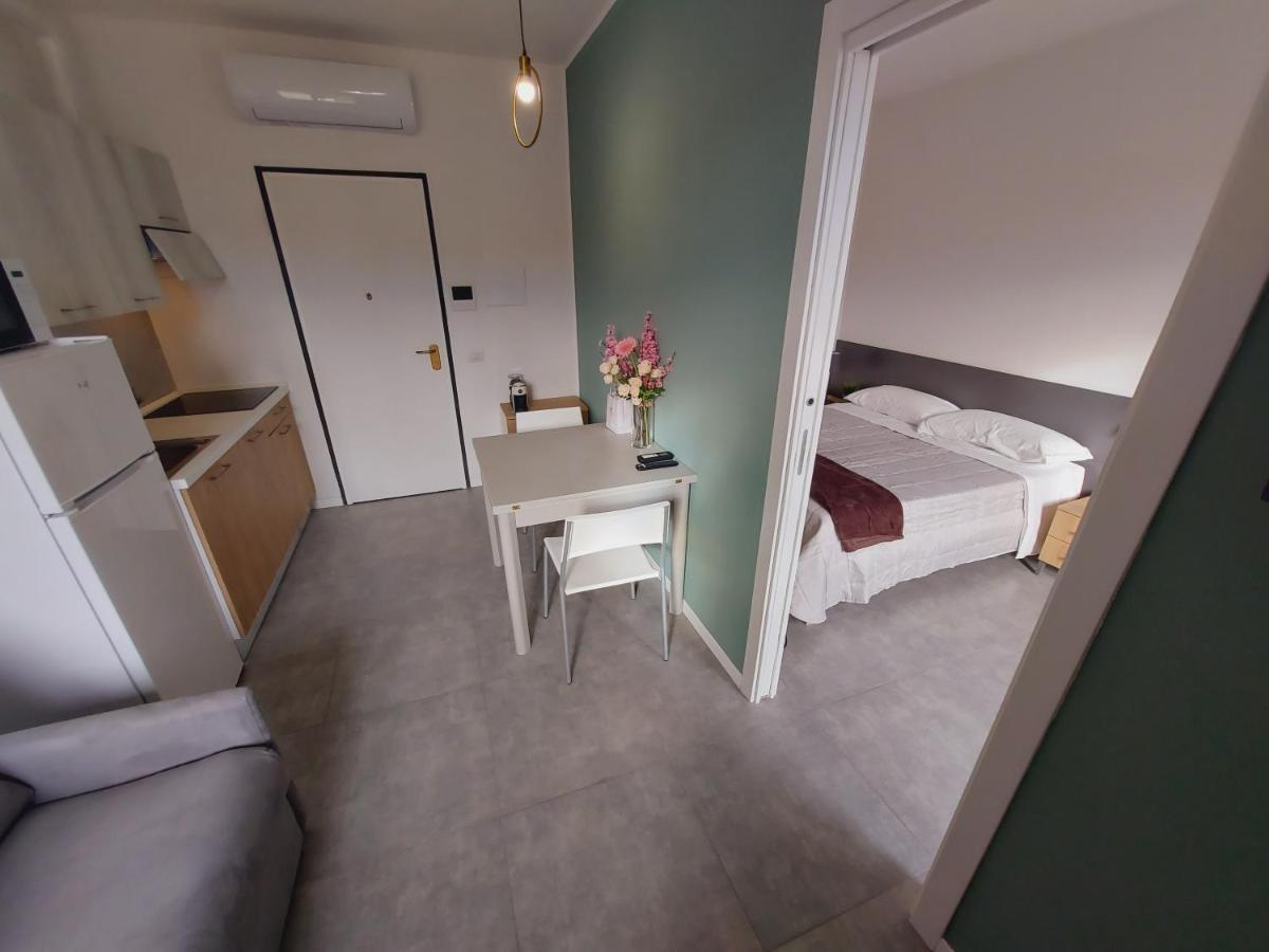 Residenza Delizia Camere & Appartamenti "Residenze Del Cuore" Verona Eksteriør billede