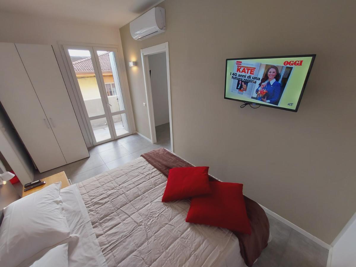Residenza Delizia Camere & Appartamenti "Residenze Del Cuore" Verona Eksteriør billede